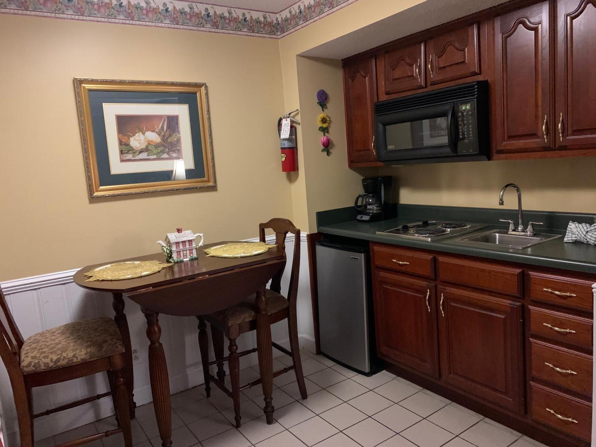 Oak Square Rentals ガトリンバーグ 部屋 写真