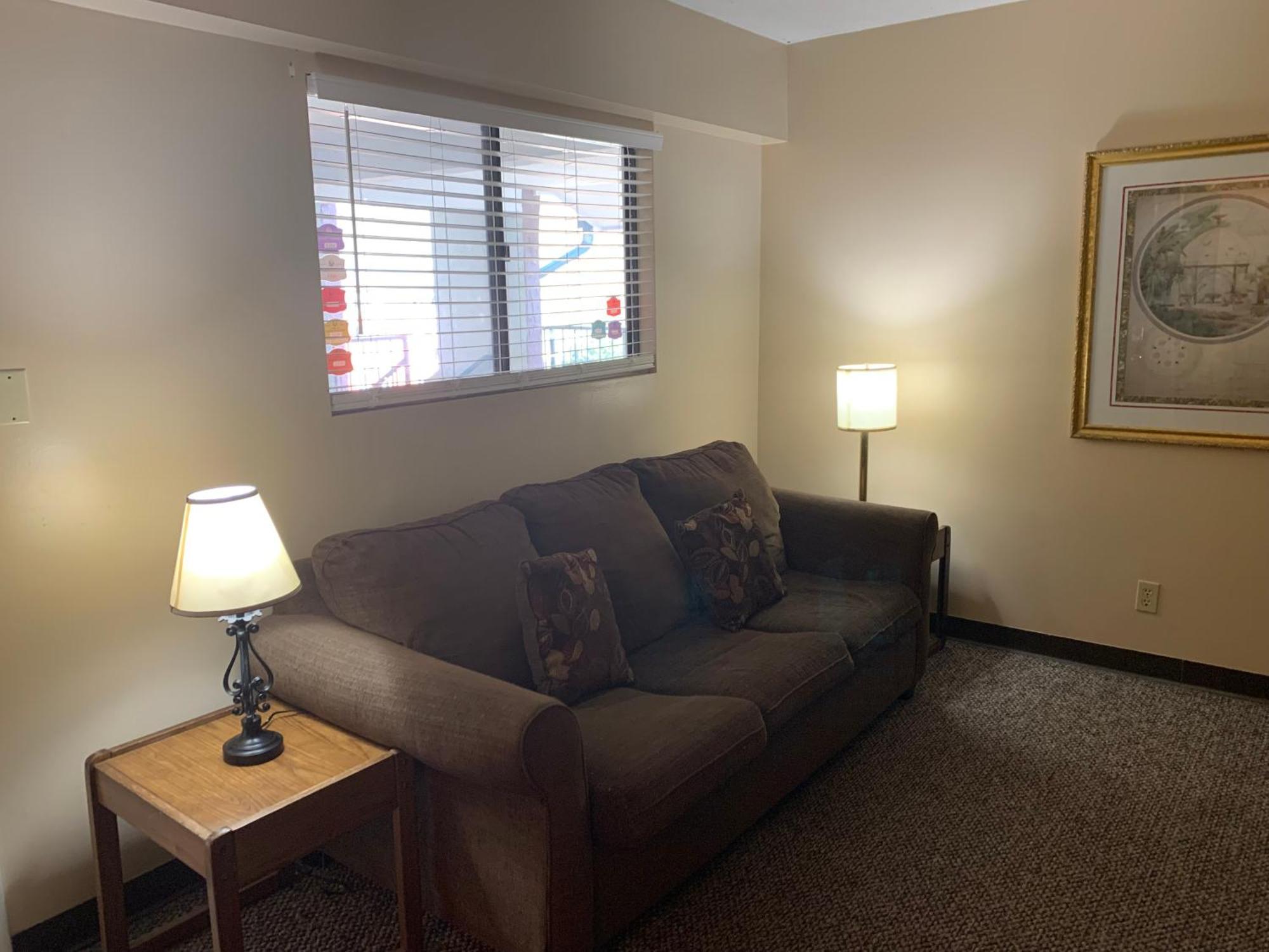 Oak Square Rentals ガトリンバーグ 部屋 写真