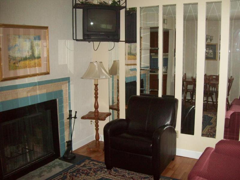 Oak Square Rentals ガトリンバーグ エクステリア 写真